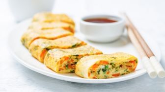 Resep Membuat Korean Egg Roll Cantik ala Film Drakor, Cobain Yuk