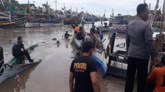 Polisi Sergap Kapal Nelayan di Desa Jangkang, Temuakn 25 Kilo Sabu