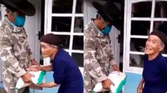 Viral Nenek Tolak Bantuan Beras, Minta Disumbangkan ke Orang Membutuhkan