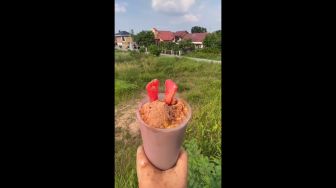 Bikin Mencak-Mencak, Kreasi Es Milo Boba Goreng