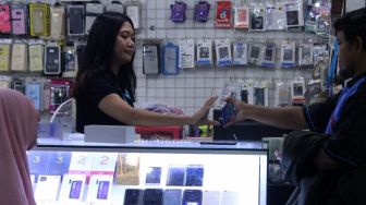 Pasar HP Murah di Indonesia Menciut Akibat Kenaikan Harga BBM