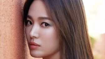 Kulit Mulus dan Putih di Usia 40 Tahun, Ini Rahasia Perawatan Ala Song Hye Kyo
