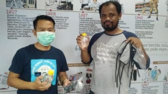 AJI Pontianak Salurkan Masker dan Hand Sanitizer untuk Jurnalis