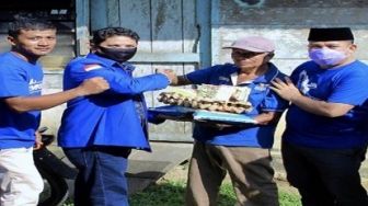 Fedrios Gusni Bantu Ratusan Warga dan Puluhan Jurnalis