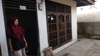 Kelaparan Saat Corona, Janda Miskin di Pekanbaru Cuma Makan Nasi Lauk Cabai