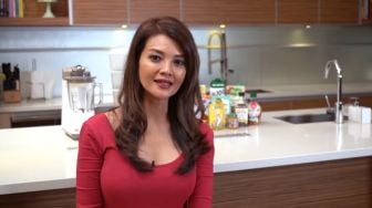 Boleh Ditiru, Tips Farah Quinn Agar Anak Terbiasa Makan Sayur dan Buah