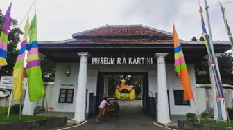 Rumah R.A Kartini, Menilik Keseharian Empunya Habis Gelap Terbitlah Terang