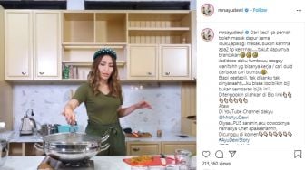 6 Potret Dapur Mewah para Artis, Punya Ayu Dewi Penuh Perabotan Mahal