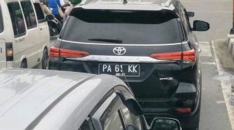 5 Plat Nomor Kendaraan ini Bisa Bikin yang Lihat Pengen Auto Jawab