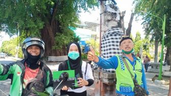 Tanggap Covid-19, HMI Denpasar Bagikan Masker dan Makanan Siap Saji