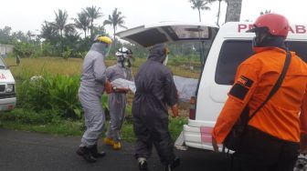 Tewas Mendadak di Sawah, Kakek di Sleman Dievakuasi Pakai Protokol Corona