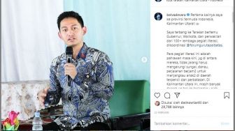 Gagahnya Belva Devara Pakai Batik, Ini Sosok CEO Ruang Guru