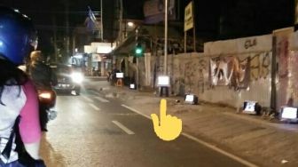 Viral di Jogja, Nunggu Lampu Merah Bisa Sambil Nonton TV