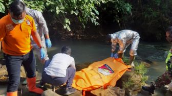 Heboh! Mayat Tak Utuh Ditemukan Mengambang di Sungai Cimenekung Lebak