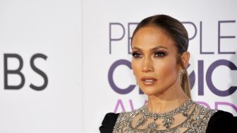 Demi Perkencang Bokong dan Paha Bagian Dalam, Jennifer Lopez Rutin Lakukan Platypus Walk