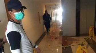 Digorok di Aparteman, Darah Ika Tercecer dari Kamar sampai Lift