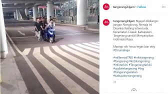 Nekat Nongkrong, Gerombolan Pemuda Dihukum Nyanyi Indonesia Raya