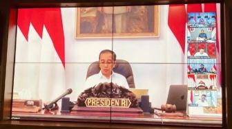 Jokowi Minta Vaksinasi Atlet PON dan Peparnas Segera Rampung