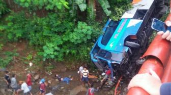 Bus AKAP dari Jakarta Terjun ke Jurang di Banjarnegara, 6 Orang Jadi Korban