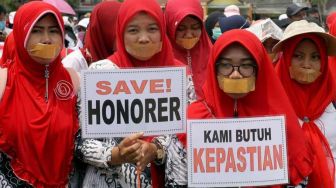 Miris Hidup Pahlawan Tanpa Tanda Jasa di Tapal Batas KBB-Cianjur, Puluhan Tahun jadi Honorer