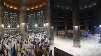 PSBB Jakarta, 40 Masjid Masih Gelar Salat Tarawih