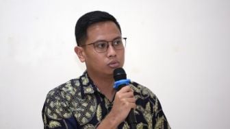 Legislator  Bagi Sembako, Bantu Penuhi Kebutuhan Dasar Masyarakat