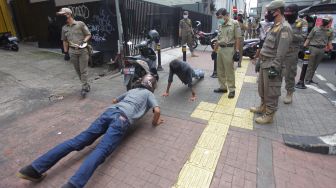 Tasikmalaya Terapkan New Normal, Warganya Malah Lupa Pakai Masker