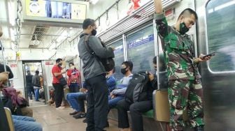 3 Penumpang KRL Positif Corona Warga Bekasi, Kerja di Thamrin Jakarta