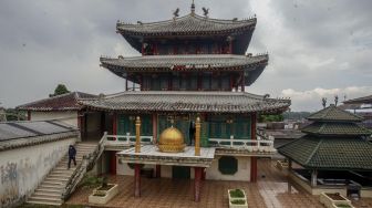 Masjid Tan Kok Liong Berarsitektur Kelenteng