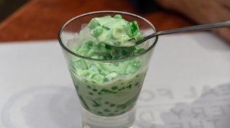 Resep Es Buko Pandan, Sajian Spesial untuk Buka Puasa Hari Ini