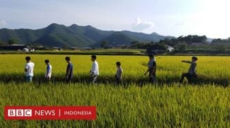 Kisah Ayah Angkat Asuh dan Ajari 10 Anak Korea Utara selama Lockdown