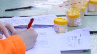 Antre Test Covid-19 Membludak, Angkasa Pura II Terapkan Sistem Pre Order