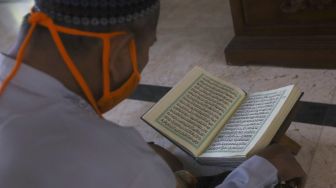 Masya Allah, Ternyata Ini 8 Arti Mimpi Baca Alquran Menurut Tafsir Islam