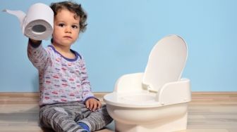 Di Rumah Aja Jadi waktu Terbaik Anak Untuk Toilet Training, Ini Tipsnya!