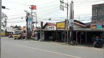 Suasana Terkini Lokasi Pencurian dengan Modus Pecah Kaca Mobil di Depok