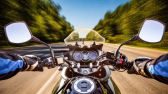 Dukung Keamanan Berkendara, Yamaha Riding Academy Jateng Berbagi Tips Safety di Podcast
