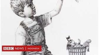 Seniman Misterius Bansky Bikin Lukisan di Dinding RS, Hormati Tim Medis