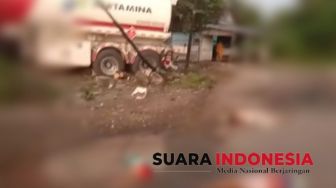 Tabrakan Maut Tewaskan Ibu dan 2 Anaknya, Truk Pertamina Masuk ke Toko