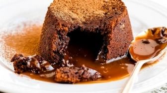 Berakhir Gepeng, Bentuk Lava Cake Buatan Warganet Ini Malah Bikin Ngakak