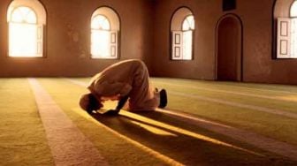 Bagaimana Hukumnya Jika Melakukan Shalat Sunat Setelah Shalat Witir