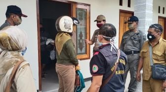 Razia Corona, Satpol PP Kediri Gerebek Cewek Cowok Lagi Indehoi saat Puasa