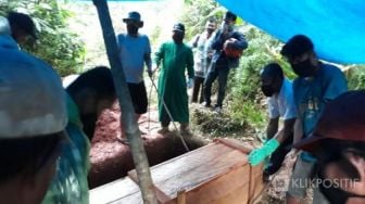 Meninggal Mendadak Tak Diurus Warga, Wabup Lima Puluh Kota Pun Turun Tangan