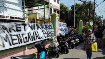 Para RT Protes Sembako Kemensos: Kelurahan Lain Dapat Banyak, Warakas Dikit