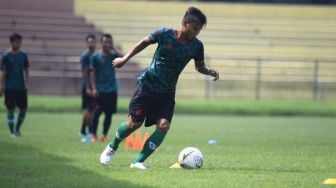 Belum Ada Kompetisi, Pemain Tira Persikabo Ini Sibuk Ikut Kursus