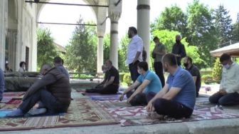 Masjid di Makedonia Kembali Dibuka Meski Sedang Pandemi