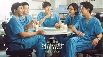 Cuplikan Episode 11 Drama Hospital Playlist