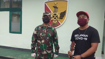 Diisolasi 14 Hari Karena Corona, Pemuda Serokadan Ciptakan Lagu Logistik