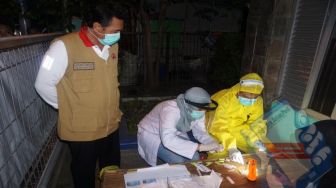 Nekat Cangkruk, 338 Pengunjung Warkop Sepanjang Rolak Songo di Rapid Test