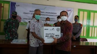 Jelang Lebaran, PT Angkasa Pura I Salurkan Paket Sembako Kepada Masyarakat