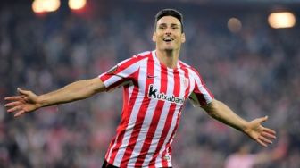 Aritz Aduriz Umumkan Gantung Sepatu